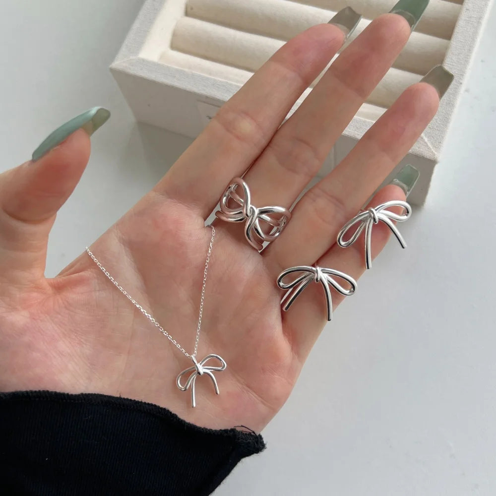 Silver Bow Knot Pendant Necklace