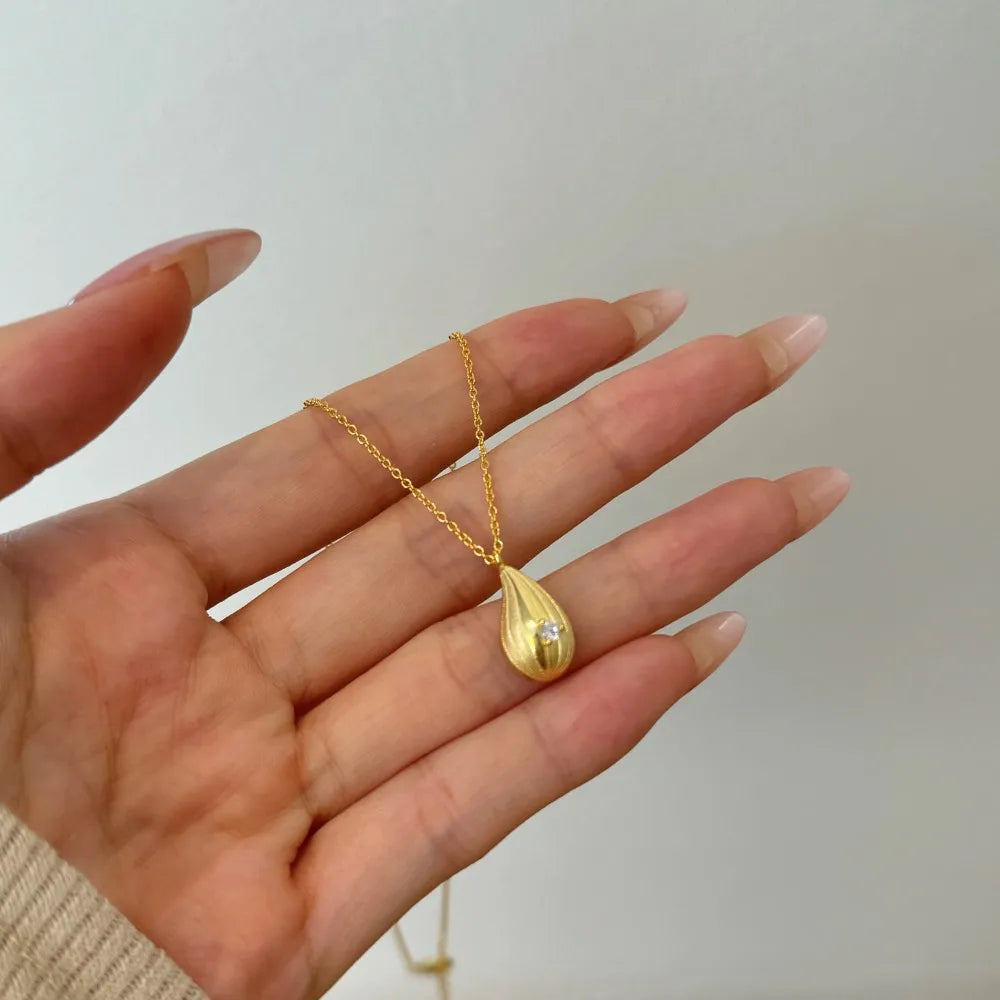 Silver Zircon Round Cut Tear Pendant Necklace