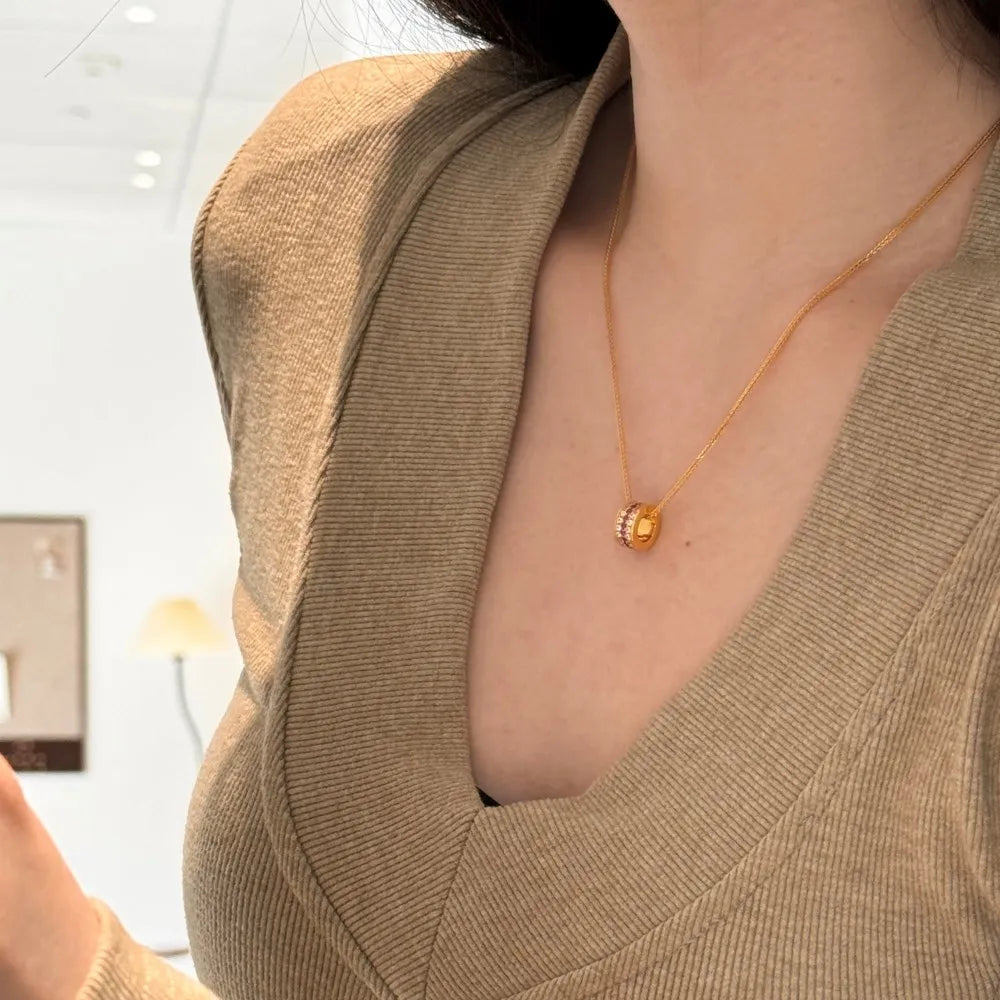 Silver Zircon Round Cut Inlaid Roll Pendant Necklace