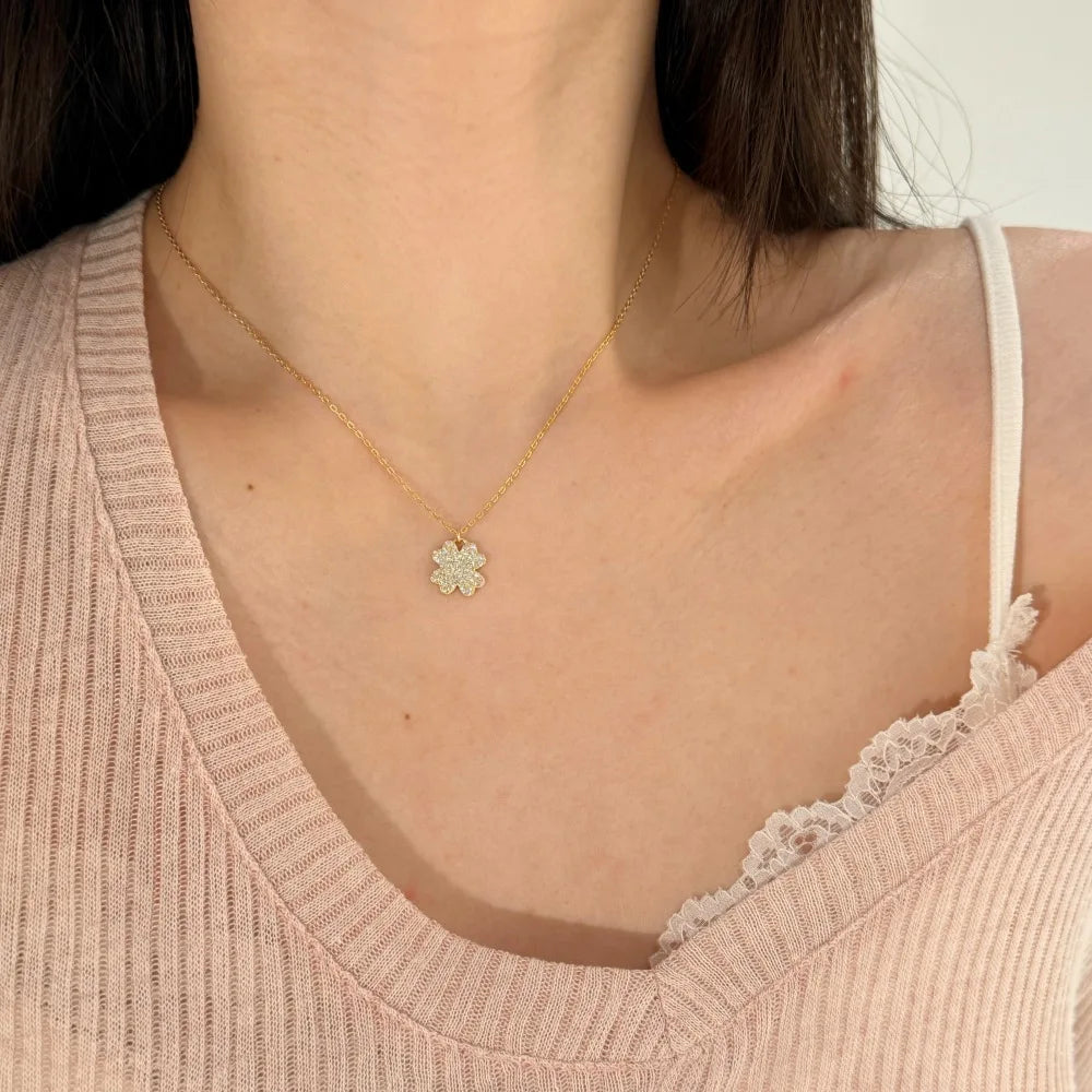 Silver Zircon Round Cut Iced 4 Leaf Clover Pendant Necklace