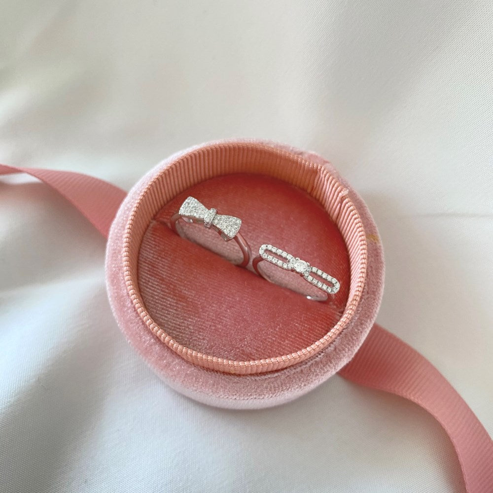 Silver Zircon Round Cut Clip Dainty Ring