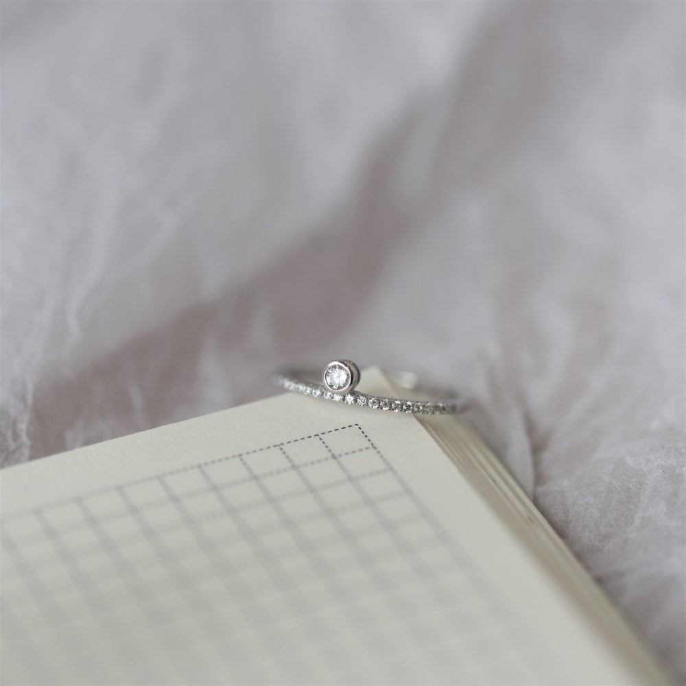 Silver Zircon Round Cut Inlaid Brushed Dots Dainty Ring