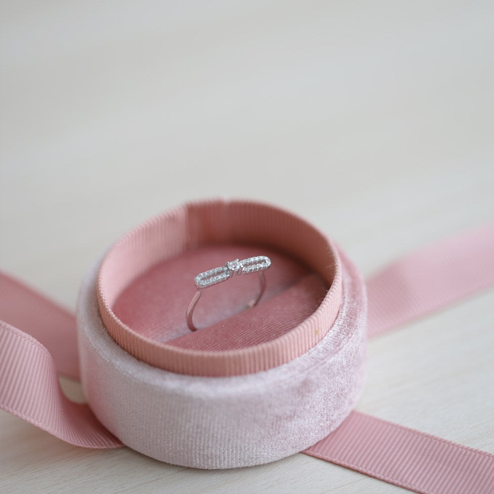 Silver Zircon Round Cut Clip Dainty Ring