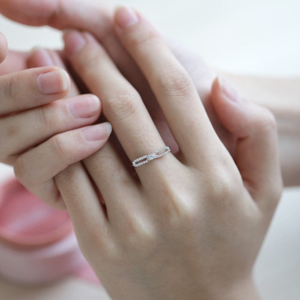 Silver Zircon Round Cut Clip Dainty Ring