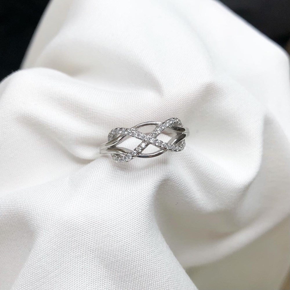 Silver Zircon Round Cut Twisted Infinite Crossover Ring