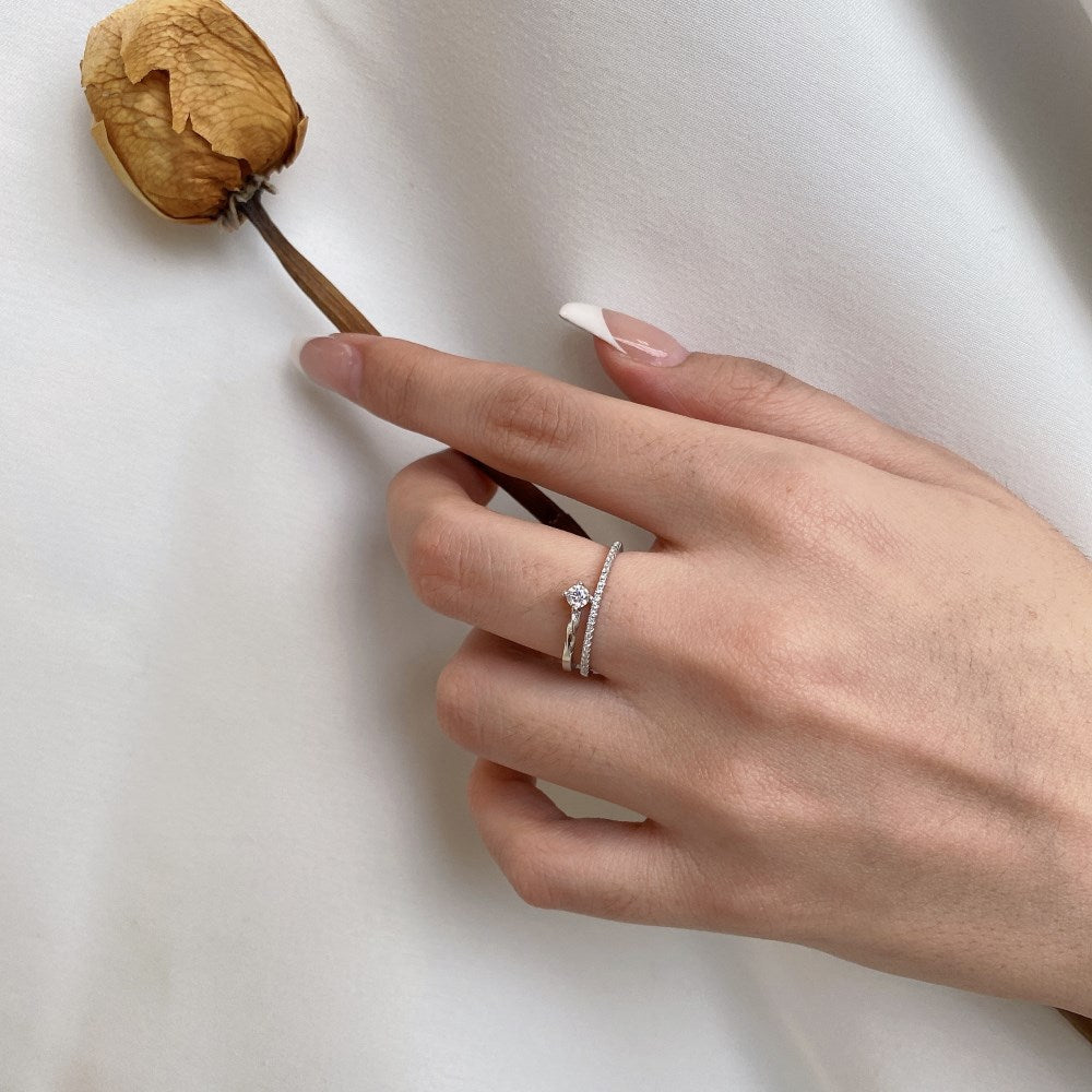 Silver Zircon Round Cut Twisted Solitaire Ring