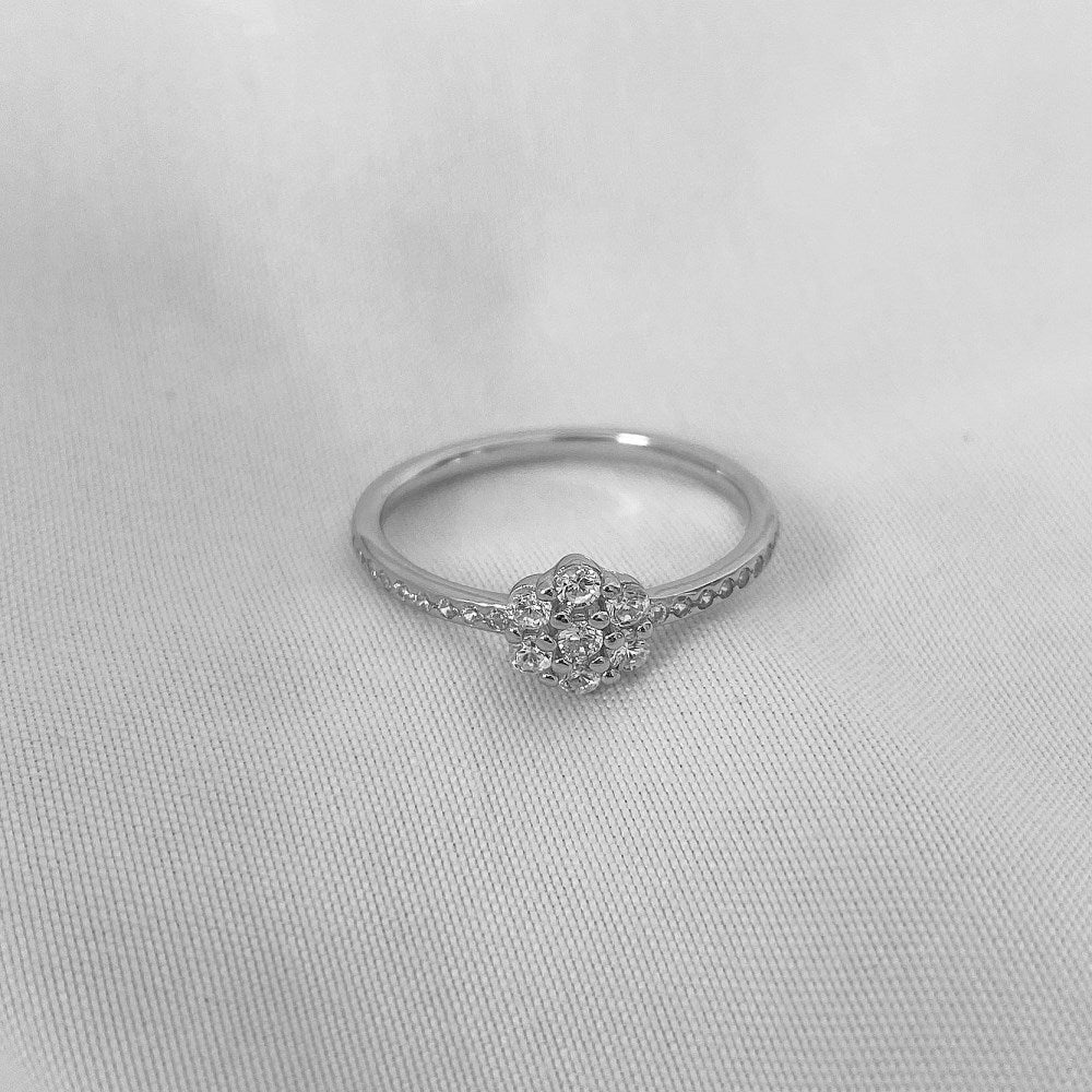 Silver Zircon Round Cut Circle Inlaid Dainty Ring