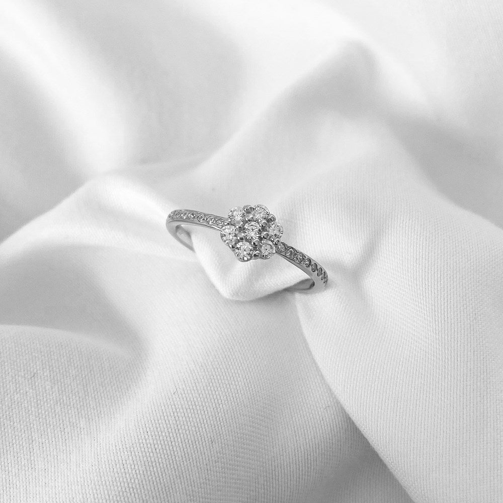 Silver Zircon Round Cut Circle Inlaid Dainty Ring