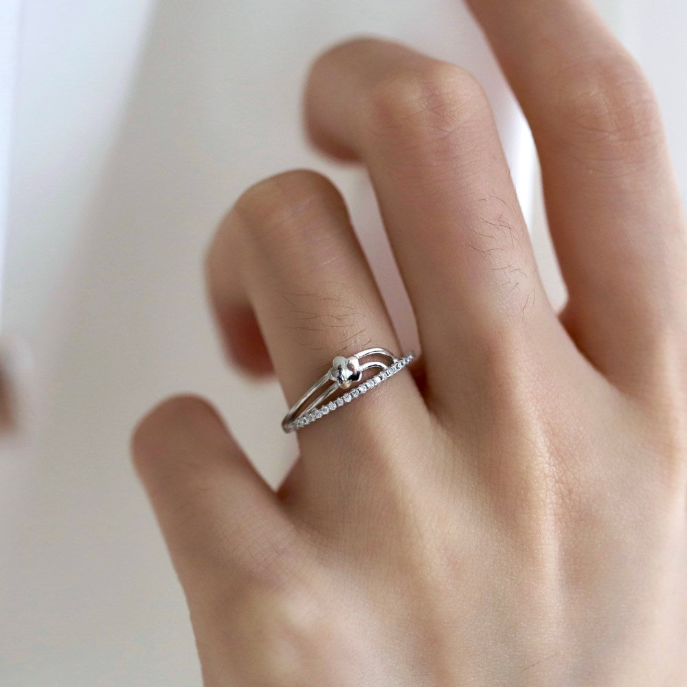 Silver Zircon Round Cut Wrapped Star Dainty Ring