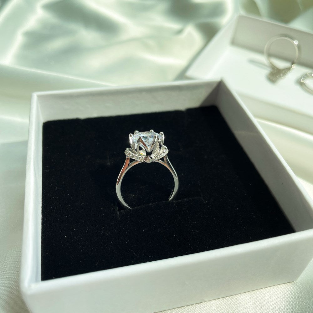 Silver Zircon Round Cut Flower Solitaire Ring