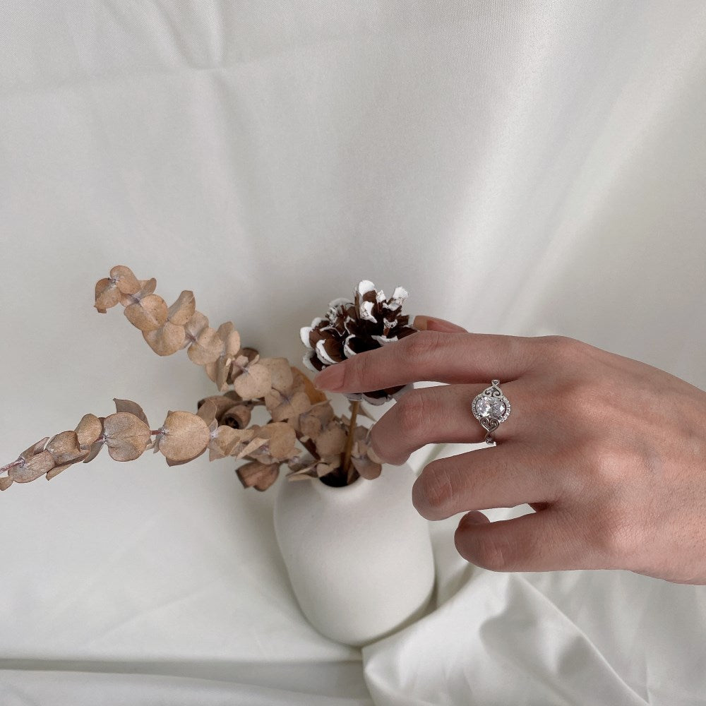 Silver Zircon Oval Cut Twisted Inlaid Halo Ring