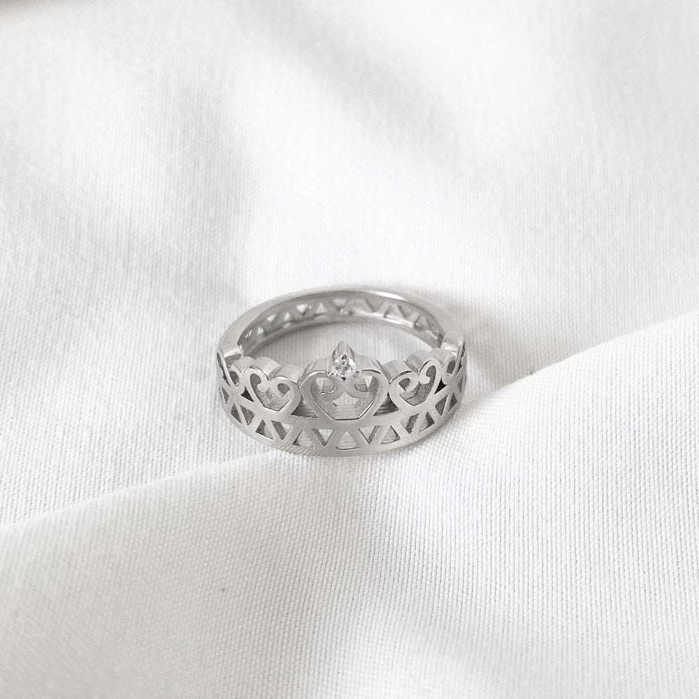 Silver Zircon Round Cut Wrapped Crown Dainty Ring