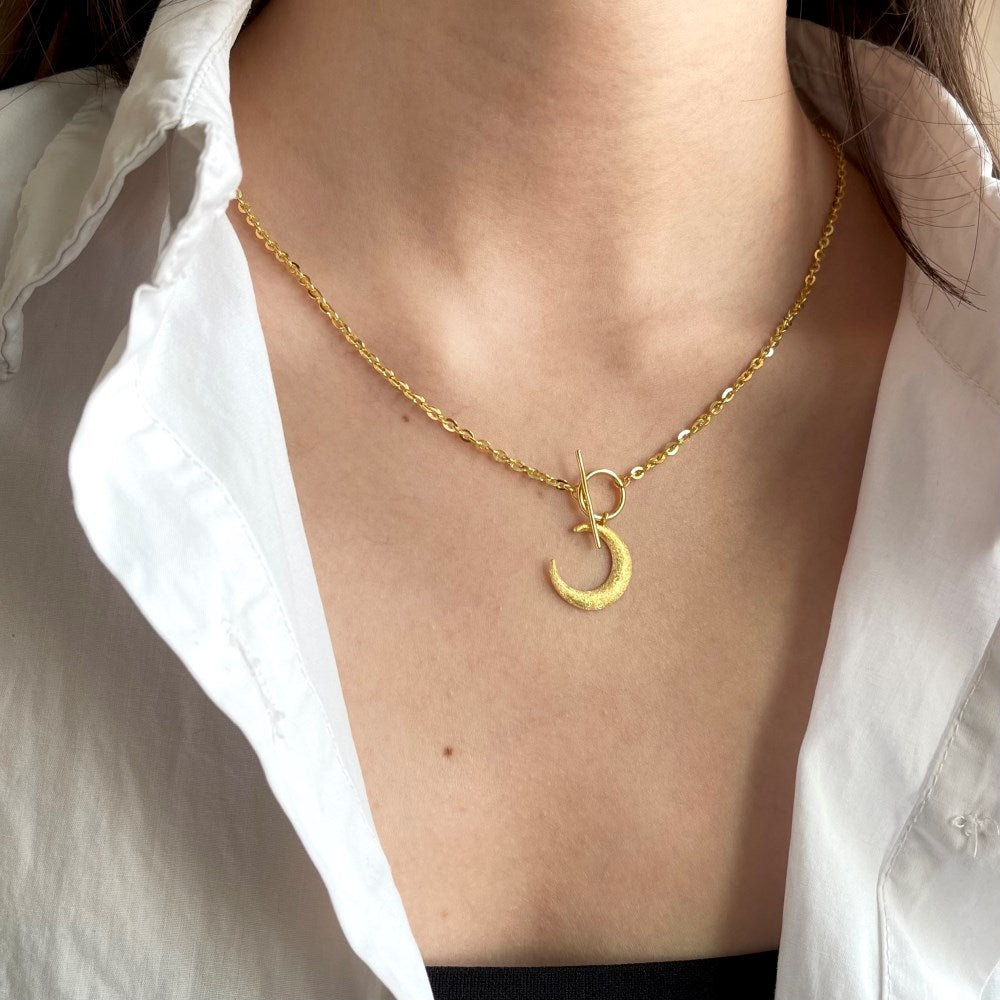 Silver Crescent Pendant Necklace