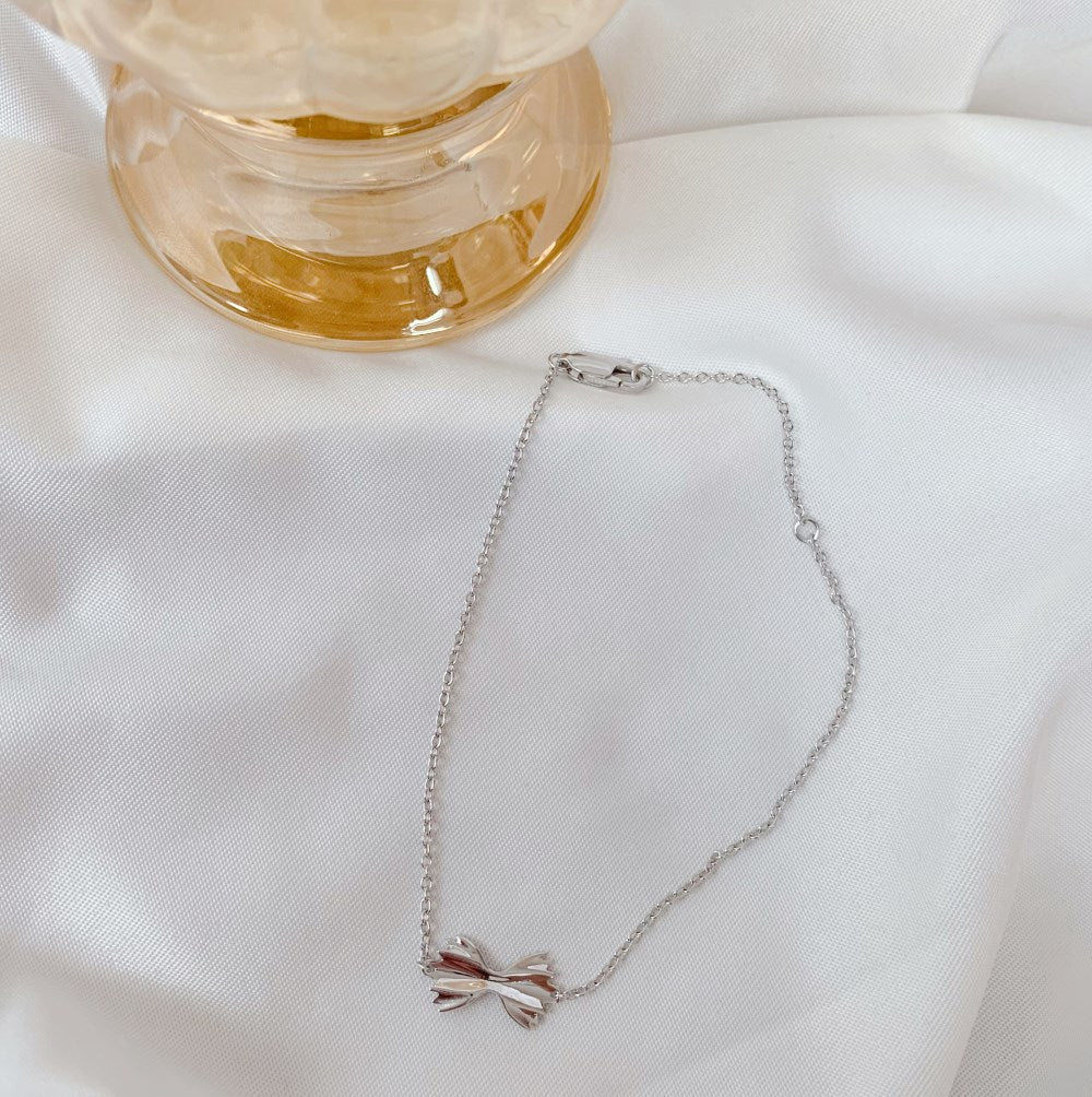 Silver Bow Chain Bracelet