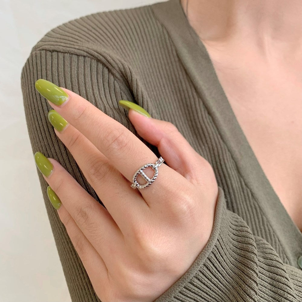 Silver Twisted Knot Dainty Ring