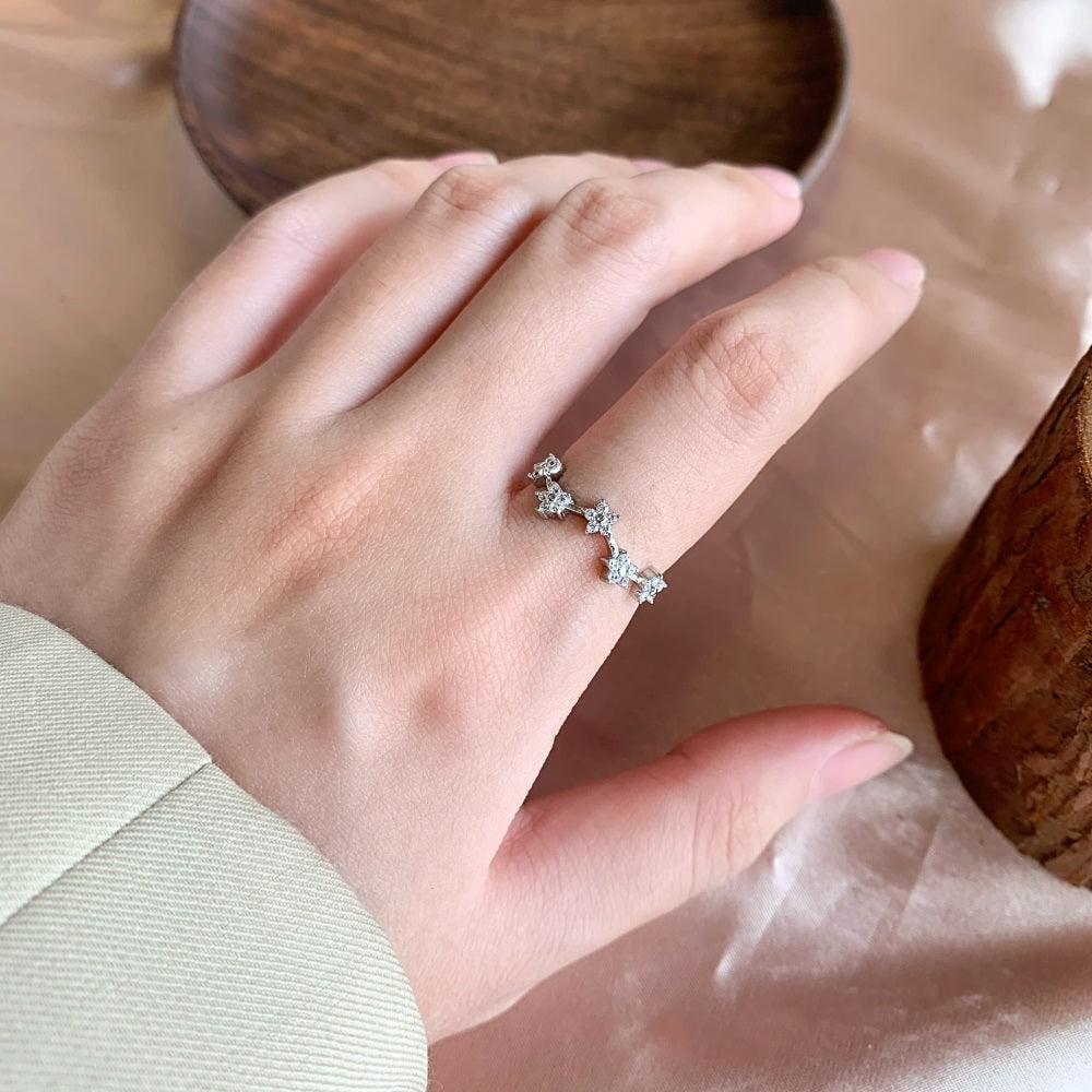Silver Zircon Round Cut Irregular Flowers Dainty Ring