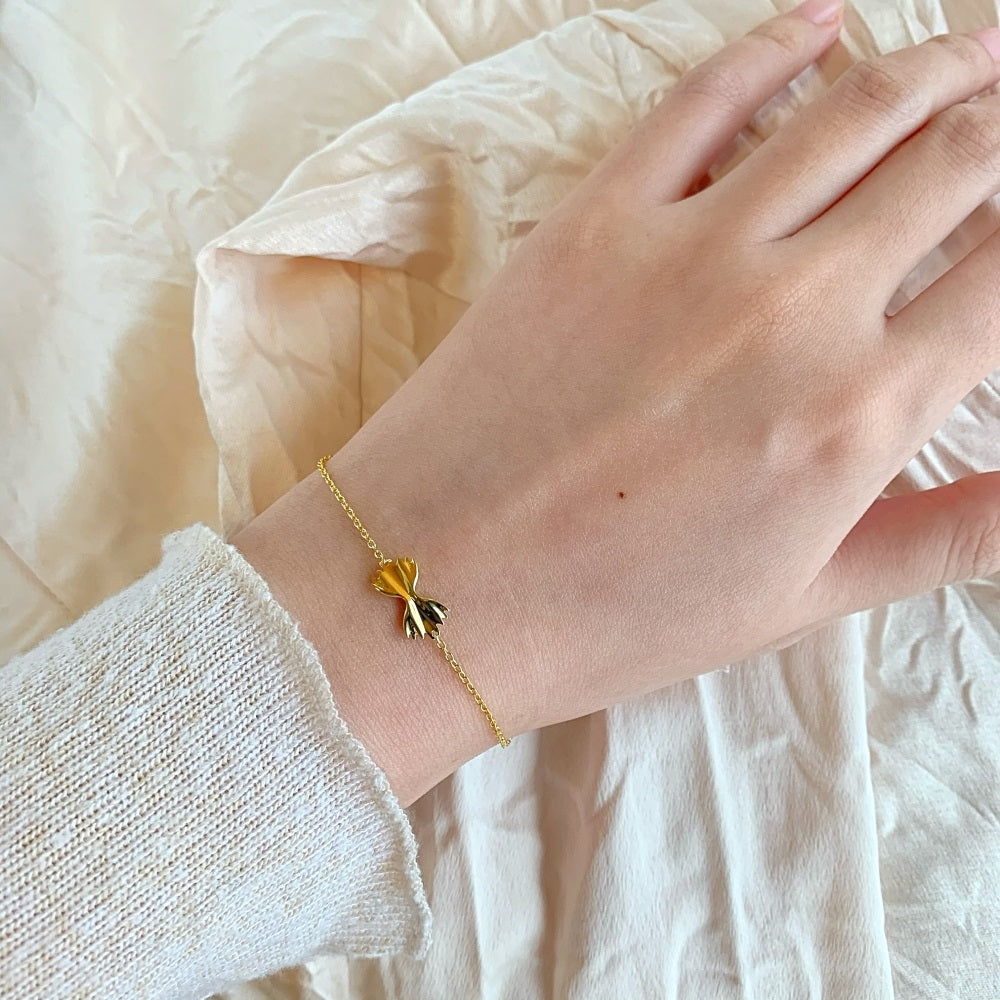 Silver Bow Chain Bracelet