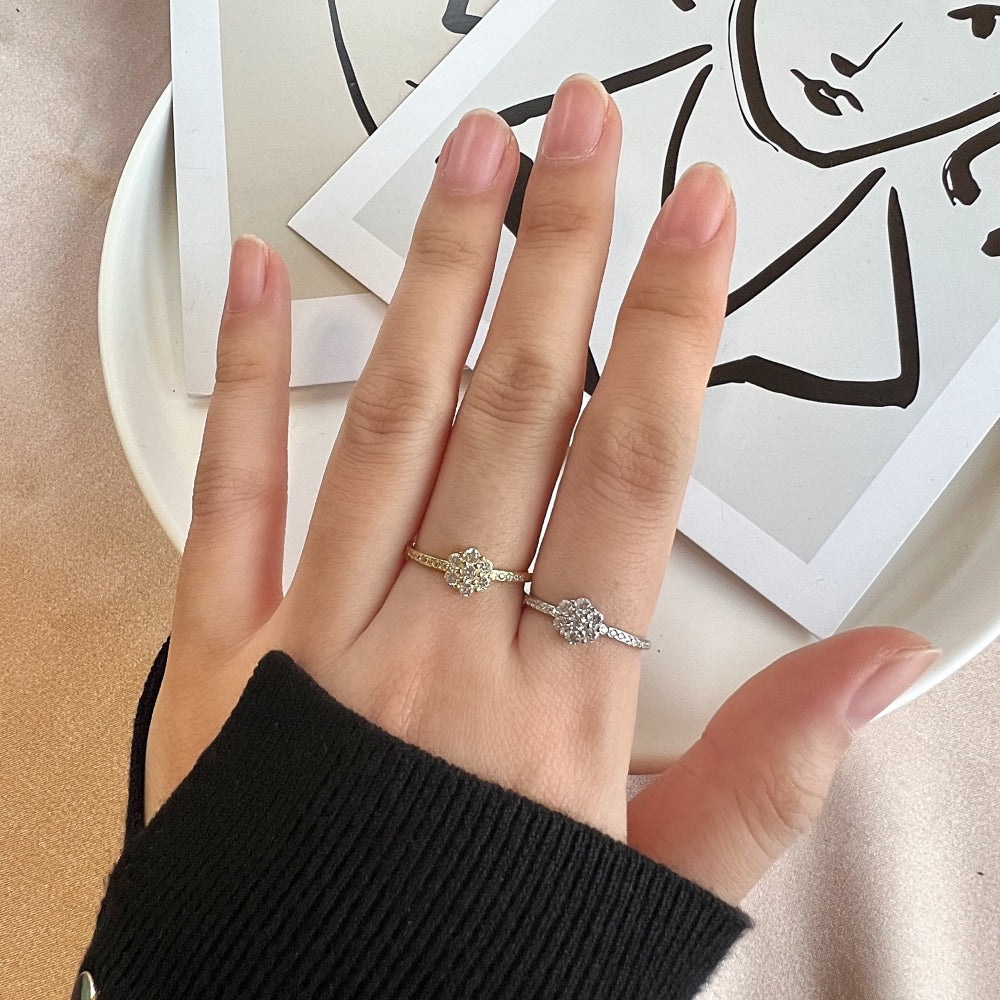 Silver Zircon Round Cut Circle Inlaid Dainty Ring