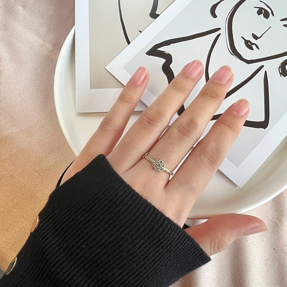 Silver Zircon Round Cut Circle Inlaid Dainty Ring