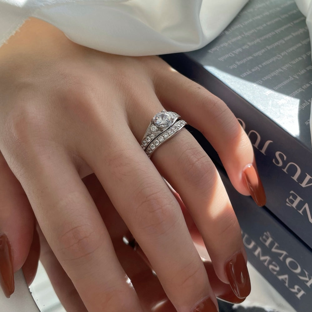 Silver Zircon Round Cut Duel Shape Halo Ring