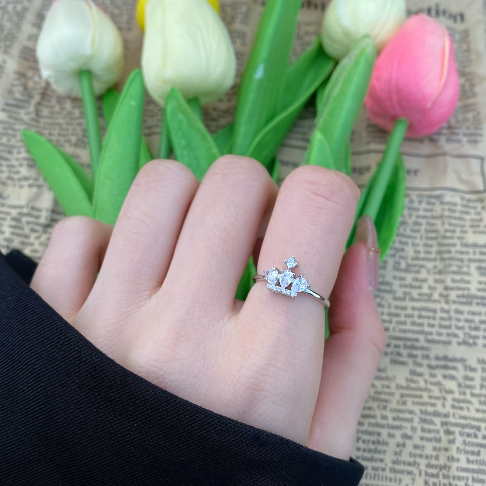 Silver Zircon Pear Cut Inlaid Crown Dainty Ring