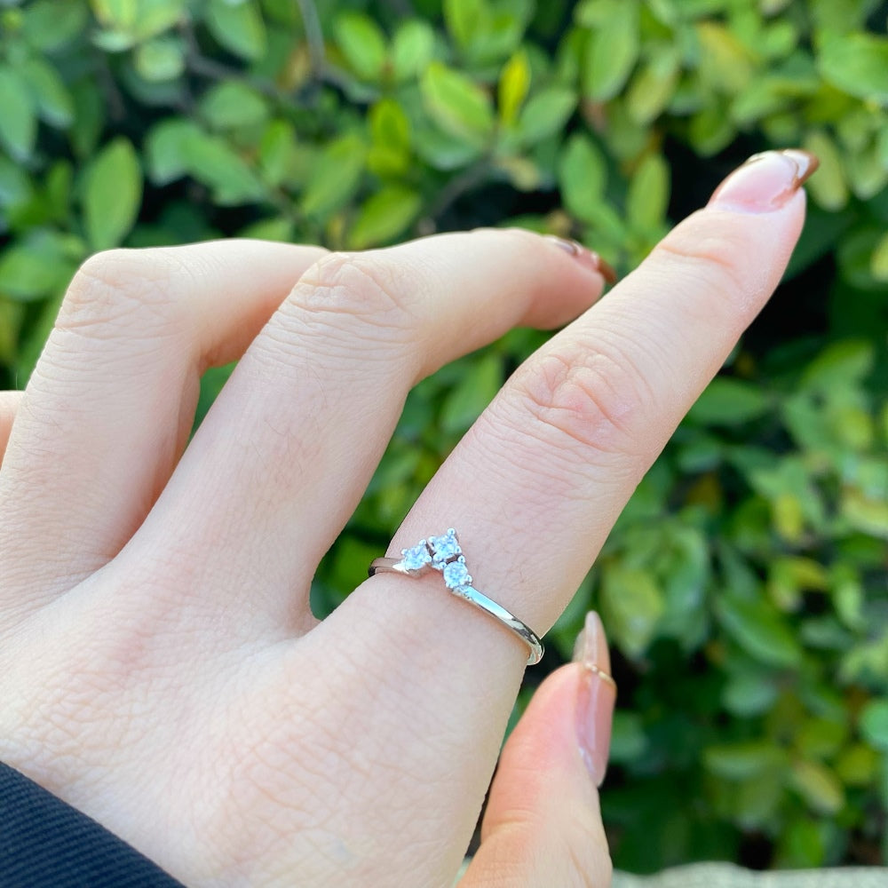 Silver Zircon Round Cut Vintage Dainty Ring