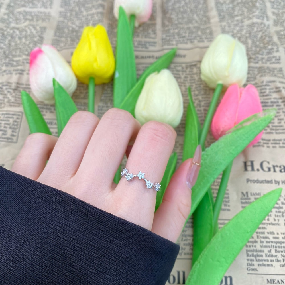 Silver Zircon Round Cut Irregular Flowers Dainty Ring