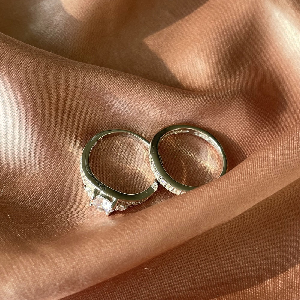 Silver Zircon Round Cut Duel Shape Halo Ring