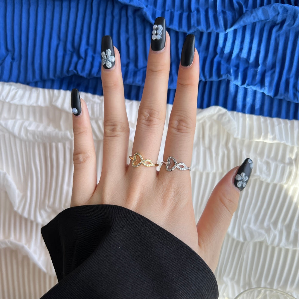 Silver Zircon Round Cut Twisted Inlaid Heart Dainty Ring