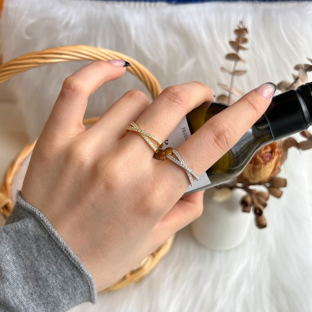 Silver Zircon Round Cut Inlaid Crossover Ring