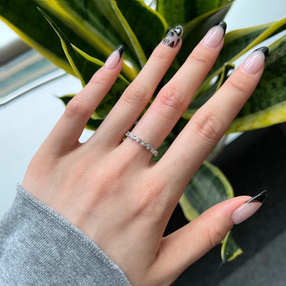 Silver Zircon Baguette Cut Twisted Inlaid Eternity Ring