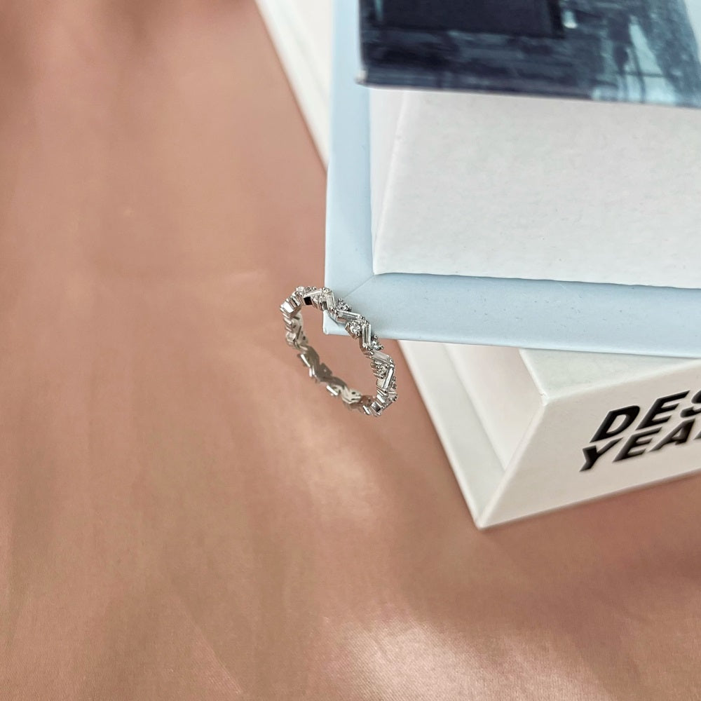 Silver Zircon Baguette Cut Twisted Inlaid Eternity Ring