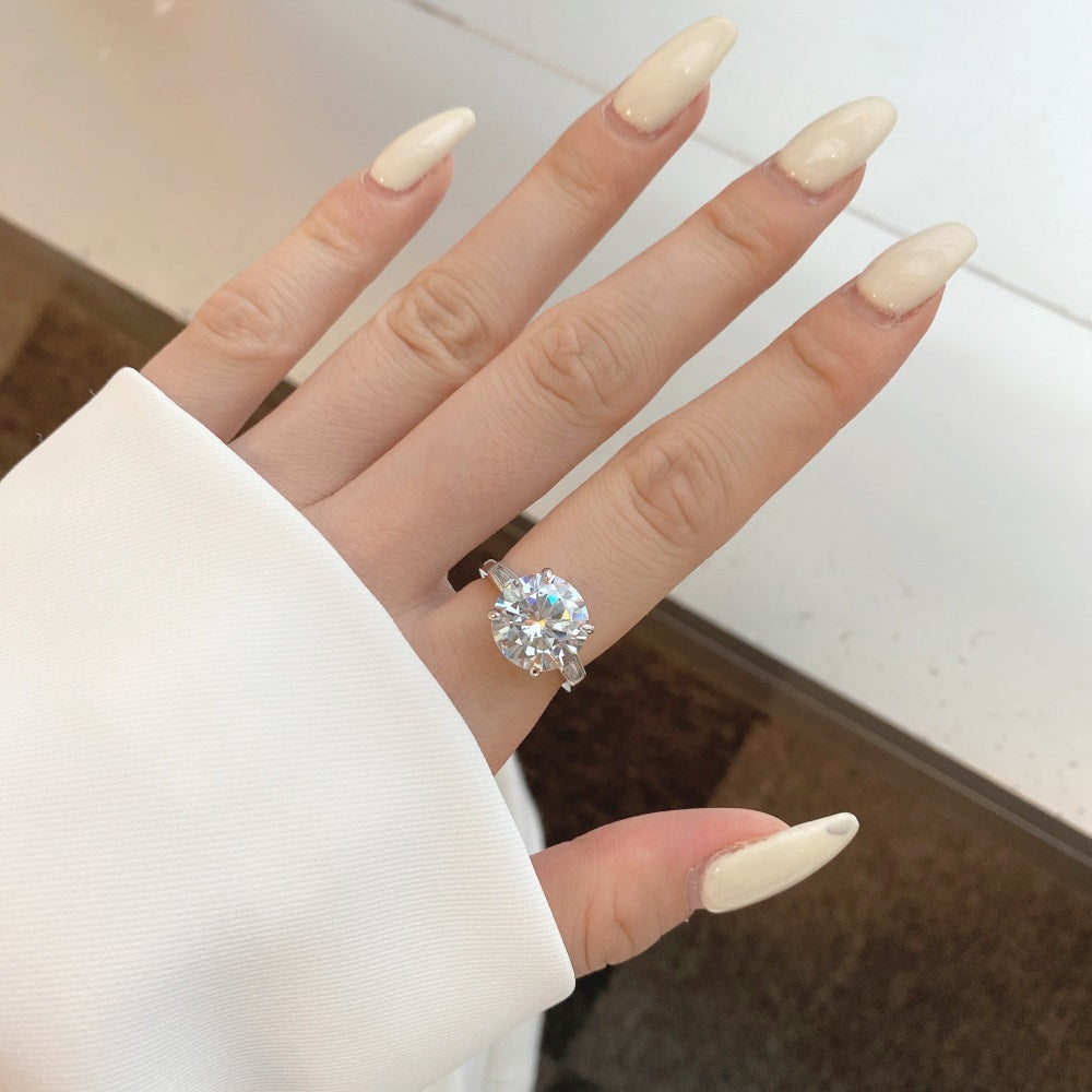 Silver Zircon Round Cut Trilogy Three Stone Ring