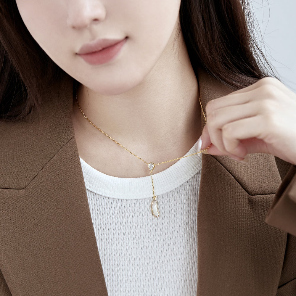 Silver Zircon Pear Cut Bean Pendant Necklace