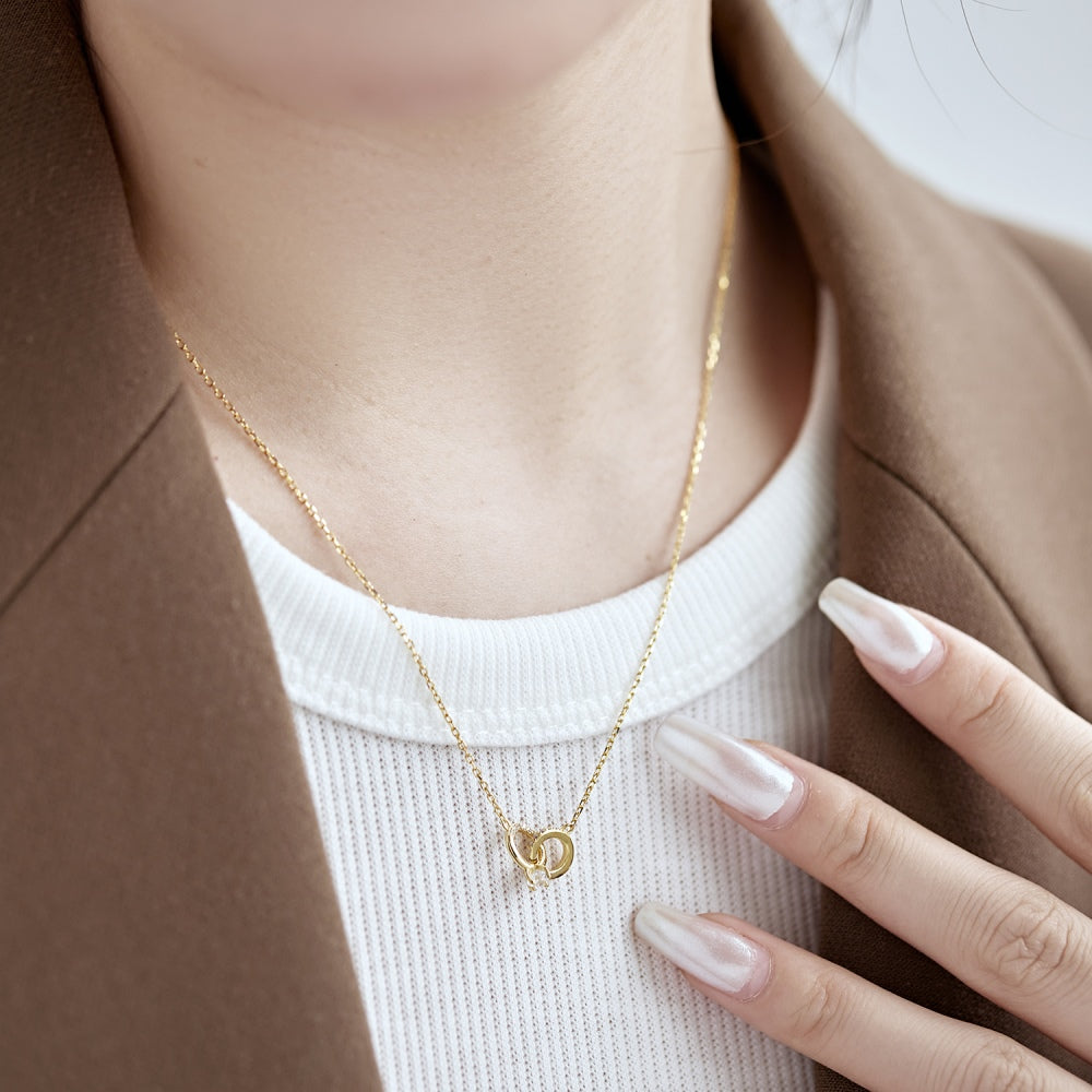 Silver Zircon Round Cut Interlocking Ring Pendant Necklace