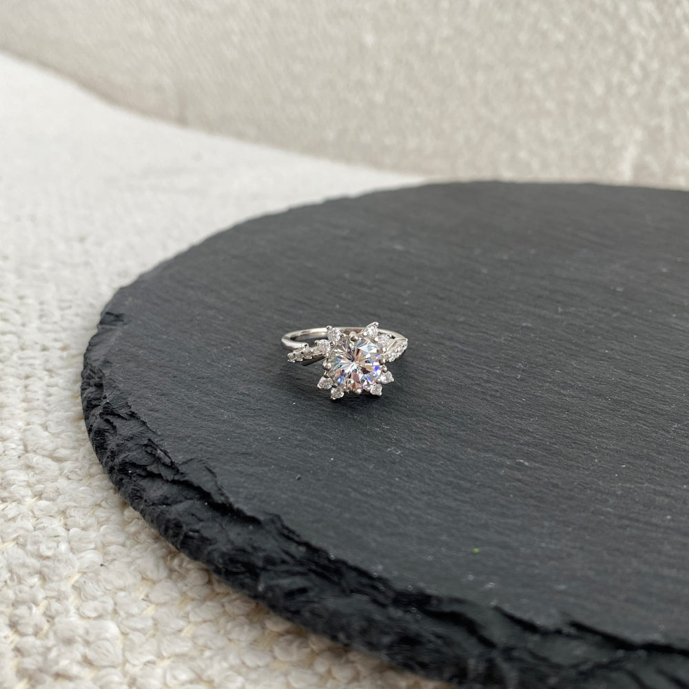 Silver Zircon Round Cut Inlaid Halo Flower Solitaire Ring