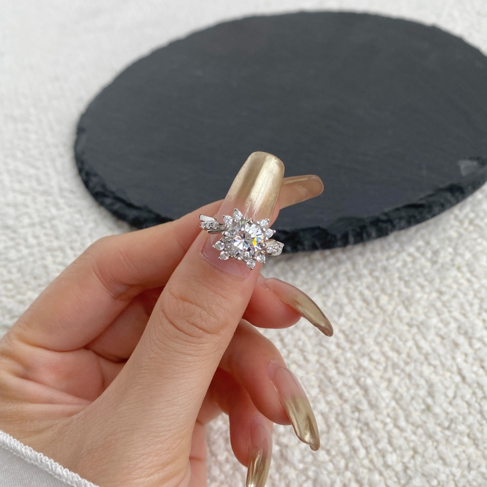 Silver Zircon Round Cut Inlaid Halo Flower Solitaire Ring