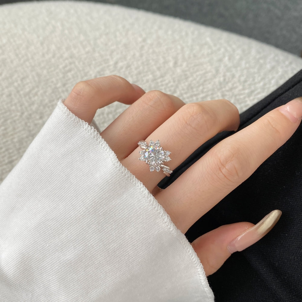 Silver Zircon Round Cut Inlaid Halo Flower Solitaire Ring