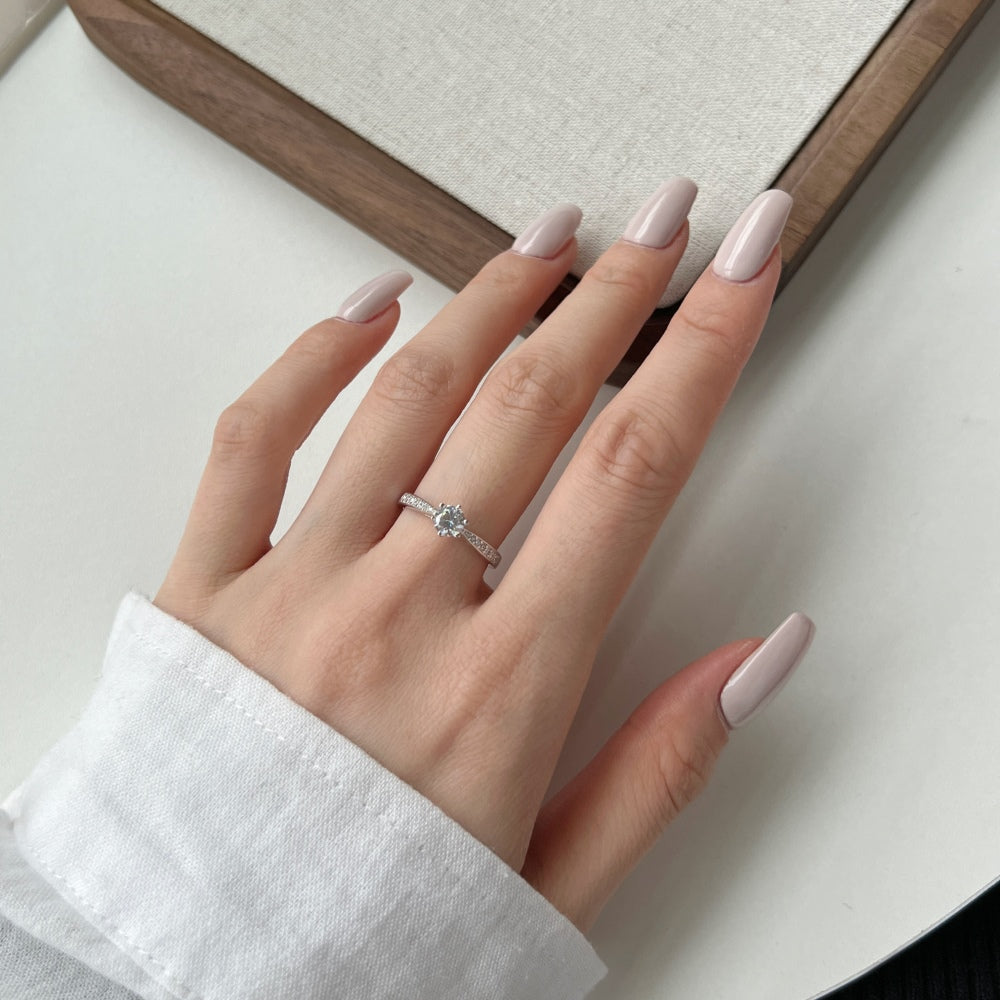 Silver Zircon Round Cut Twisted Inlaid Solitaire Ring